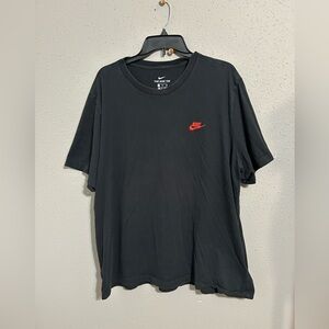 Nike Men's Black T-Shirt. Size XXL.